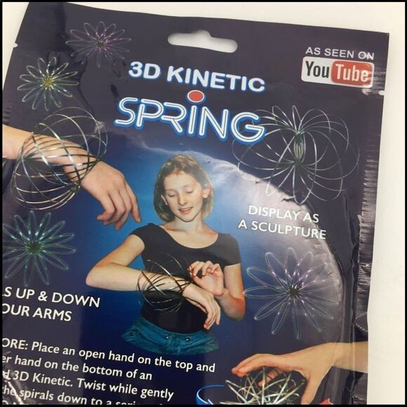 3D Kinetic Spring Toy Interactive Play As Seen On TV NEW Set Of (2) Gift - Picture 6 of 8